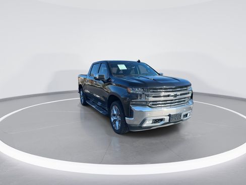 Used 2019 Chevrolet Silverado 1500 LTZ w/ LTZ Premium Package image 2