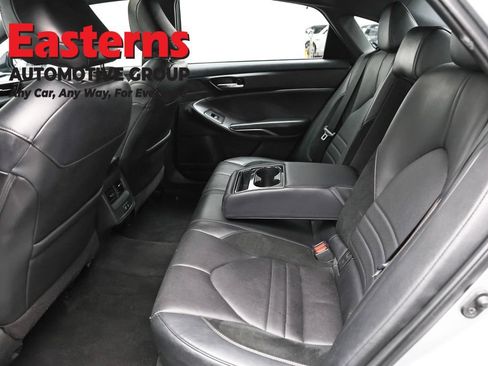 Used 2021 Toyota Avalon XSE FWD image 22