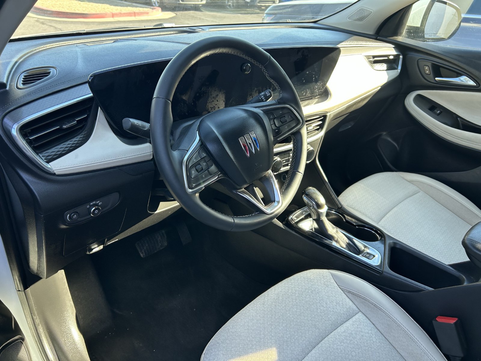 Used 2024 Buick Encore GX Preferred FWD image 13