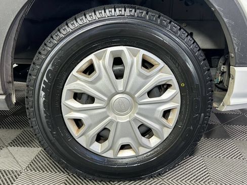 Used 2024 Ford Transit 350 XLT RWD image 13
