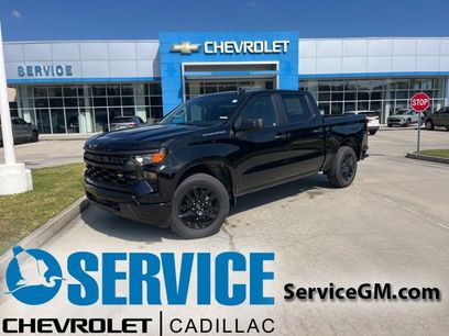 New 2026 Chevrolet Silverado 1500 Custom w/ LPO, Dark Essentials Package