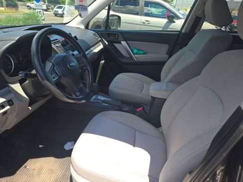 Used 2015 Subaru Forester 2.5i Premium w/ All-Weather Package AWD/4WD image 11