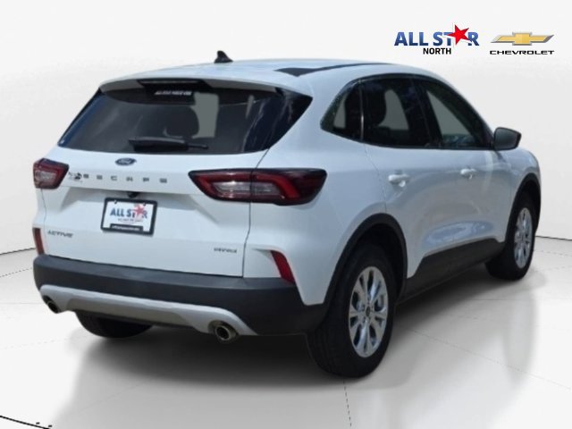 Used 2023 Ford Escape Active AWD/4WD image 3
