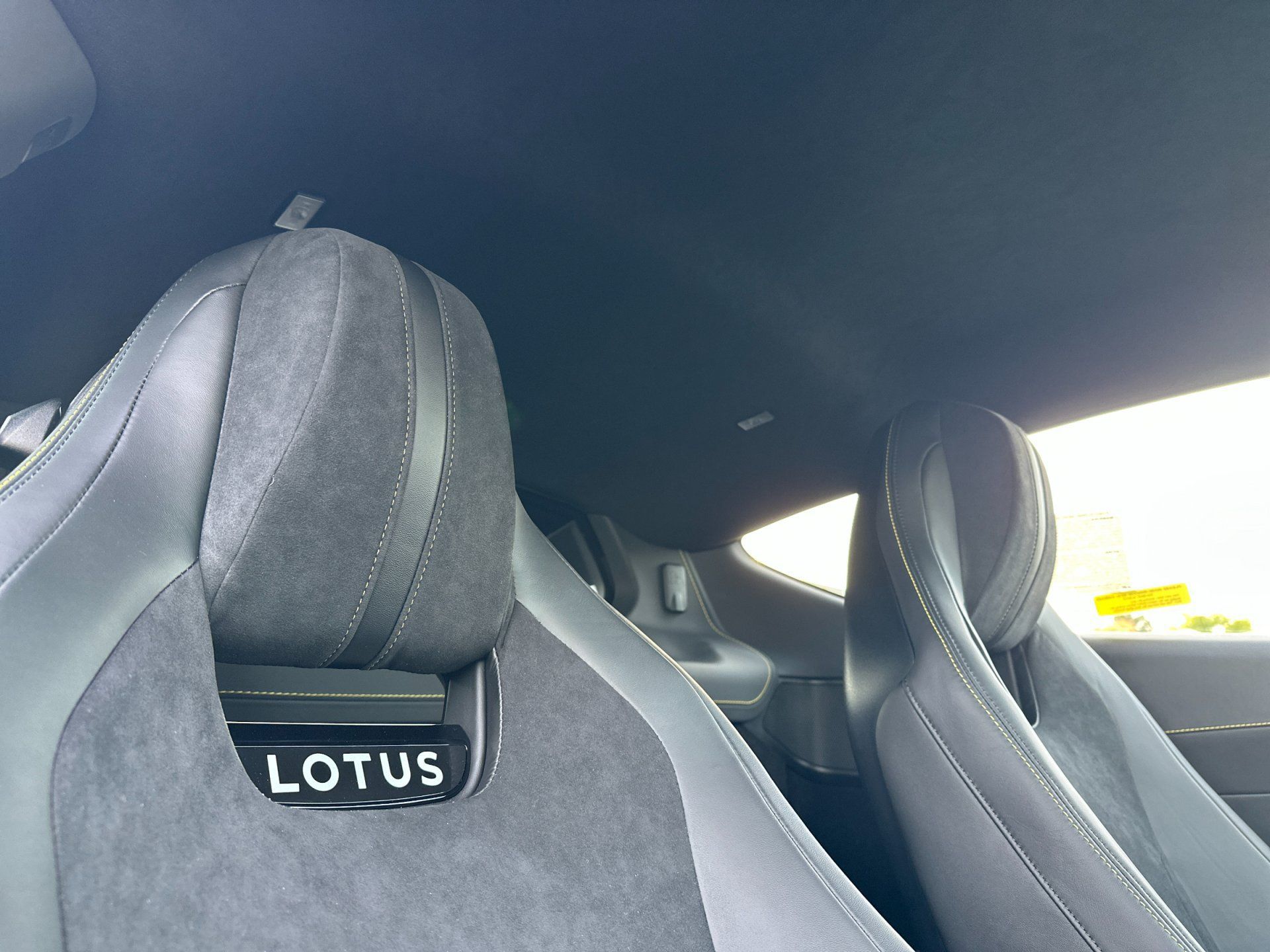 Used 2025 Lotus Emira RWD image 15