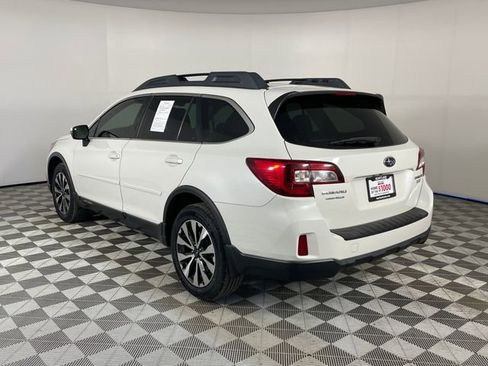Used 2015 Subaru Outback 2.5i Limited AWD/4WD image 14