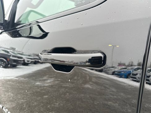 Used 2022 Jeep Wagoneer Series II w/ Premium Group I image 59