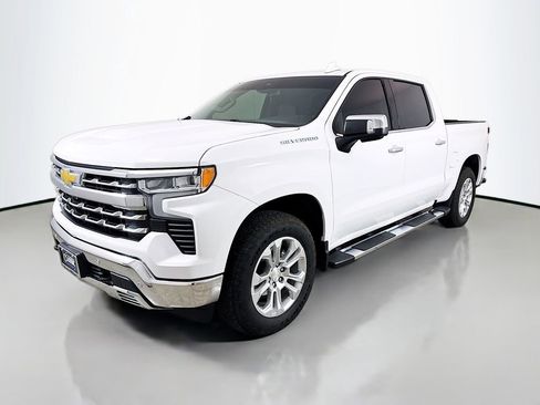 Used 2023 Chevrolet Silverado 1500 LTZ image 3
