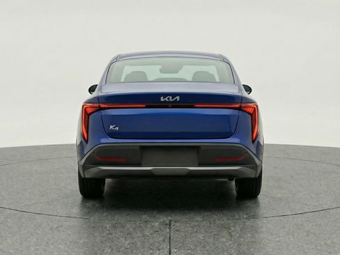 Used 2025 Kia K4 LXS image 7