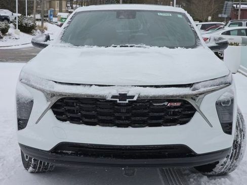 New 2026 Chevrolet Trax RS w/ Sunroof Package image 19