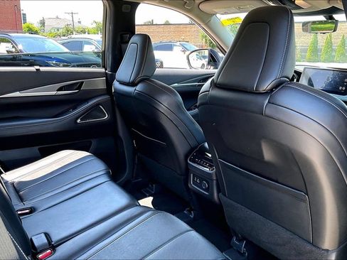 Certified 2023 INFINITI QX60 Luxe w/ Vision Package FWD image 29