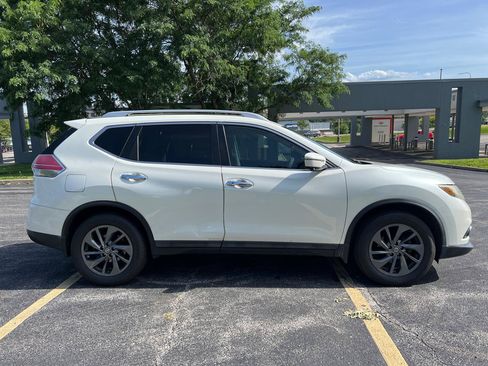 Used 2016 Nissan Rogue SL w/ SL Premium Package FWD image 7