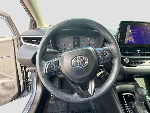 Used 2024 Toyota Corolla LE FWD image 11