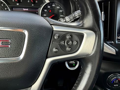 Used 2020 GMC Terrain SLT image 21