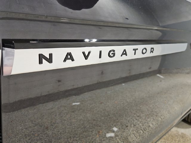 New 2027 Lincoln Navigator L Reserve AWD/4WD image 20