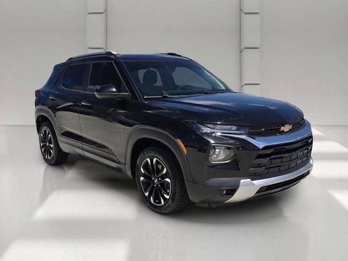 Certified 2021 Chevrolet TrailBlazer LT w/ Convenience Package FWD image 7