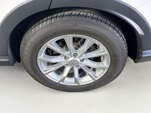 Used 2025 Honda CR-V EX-L image 11