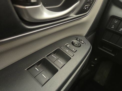 Used 2017 Honda CR-V EX-L image 31