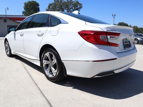 Used 2018 Honda Accord EX-L image 4