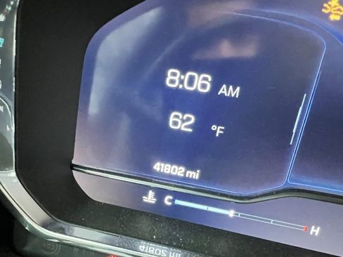 Used 2022 Chevrolet Silverado 1500 LT image 13