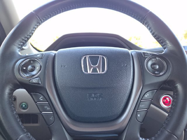Used 2017 Honda Ridgeline RTL-T image 36