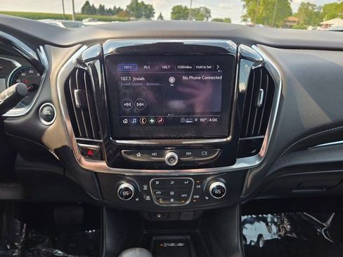 Used 2023 Chevrolet Traverse LT AWD/4WD image 29