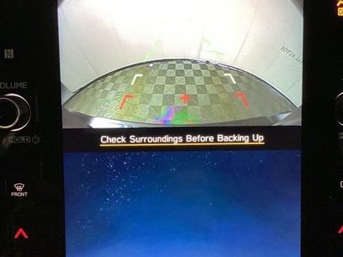 Certified 2025 Subaru Outback Premium w/ Popular Package #1A image 19