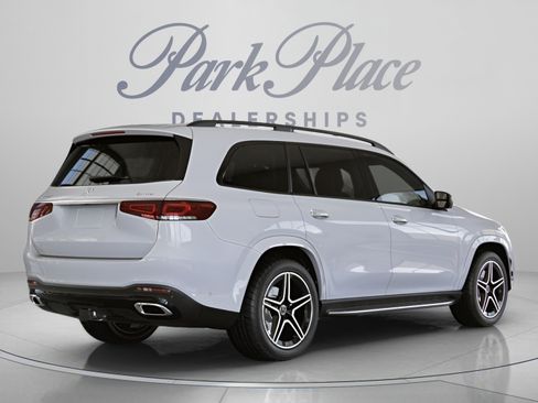 Used 2023 Mercedes-Benz GLS 450 4MATIC image 21