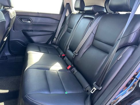 Used 2023 Nissan Rogue SL w/ SL Premium Package FWD image 14