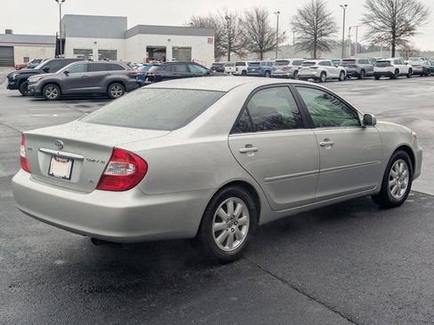 Used 2003 Toyota Camry XLE image 7