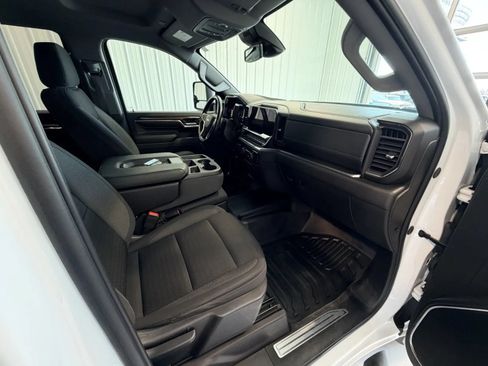Used 2024 Chevrolet Silverado 3500 LT w/ Convenience Package AWD/4WD image 28