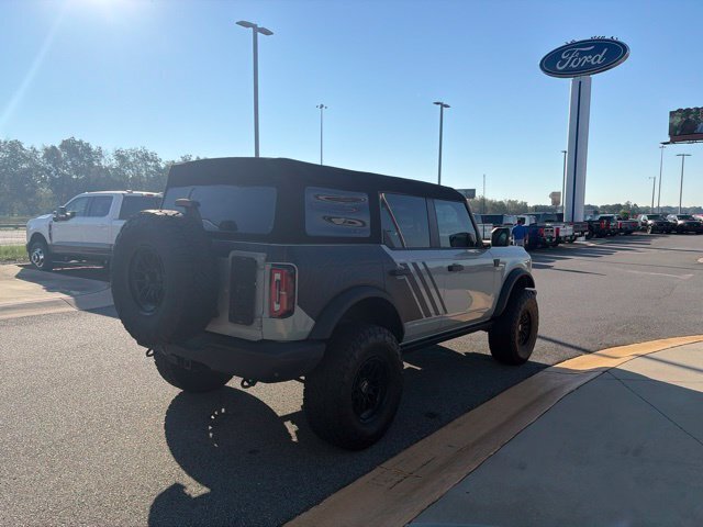 Used 2023 Ford Bronco Badlands AWD/4WD image 5