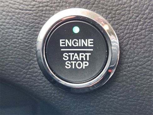 Used 2024 Ford Edge SEL w/ Sport Appearance Package image 22