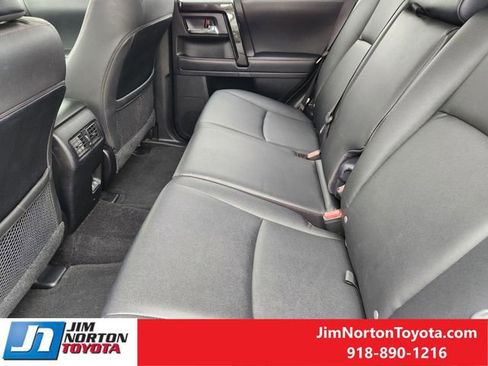 Used 2021 Toyota 4Runner TRD Off-Road Premium image 32