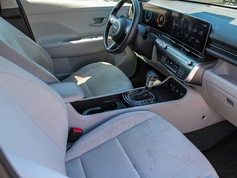 Used 2024 Hyundai Kona SEL AWD/4WD image 19