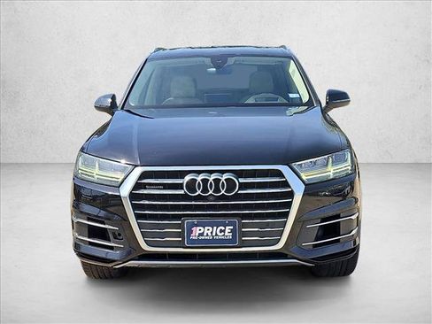 Used 2018 Audi Q7 3.0T Prestige w/ Prestige Package image 2