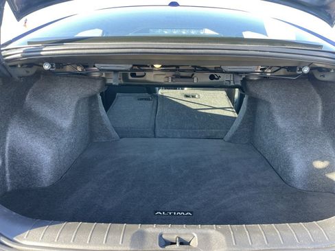 Used 2024 Nissan Altima 2.5 SR image 31