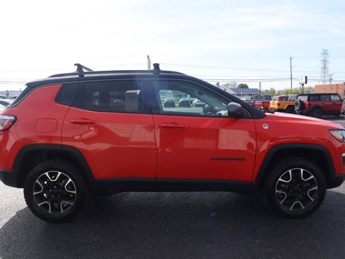 Used 2020 Jeep Compass Trailhawk w/ Leather Interior Group AWD/4WD image 6