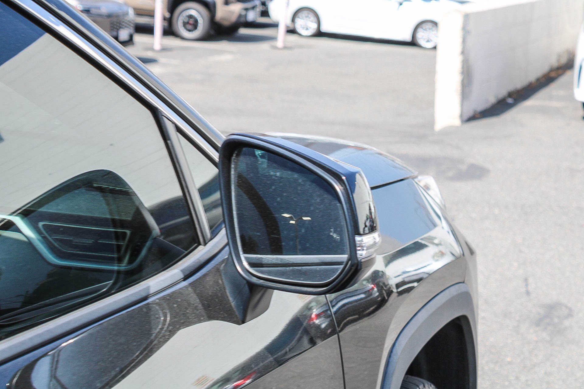 Used 2021 Toyota RAV4 XLE FWD image 16