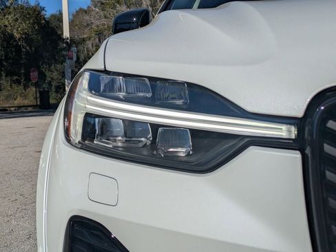 New 2026 Volvo XC60 T8 Ultra w/ Protection Package Premier AWD/4WD image 10