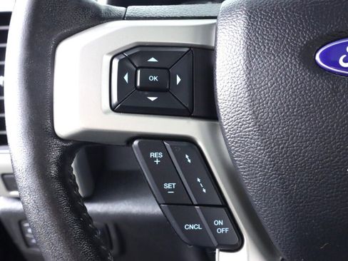 Used 2019 Ford F150 Lariat w/ Equipment Group 502A Luxury image 14