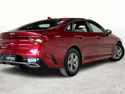 Used 2023 Kia K5 LXS image 2