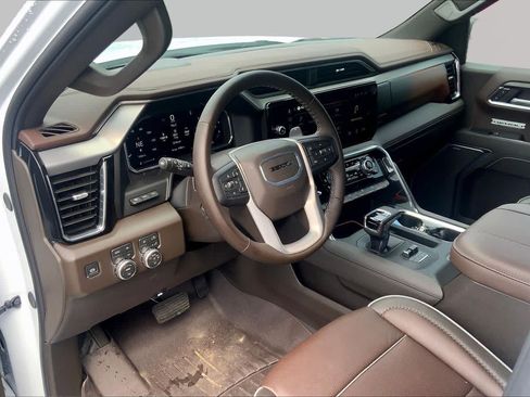 Used 2026 GMC Sierra 1500 Denali w/ Denali Reserve Package AWD/4WD image 18