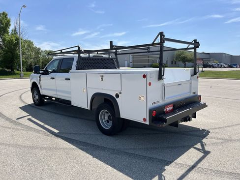 New 2026 Ford F350 XL w/ XL Chrome Package AWD/4WD image 2