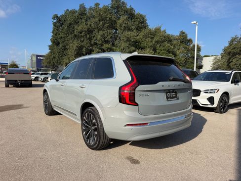 Certified 2026 Volvo XC90 B6 Plus AWD/4WD image 4
