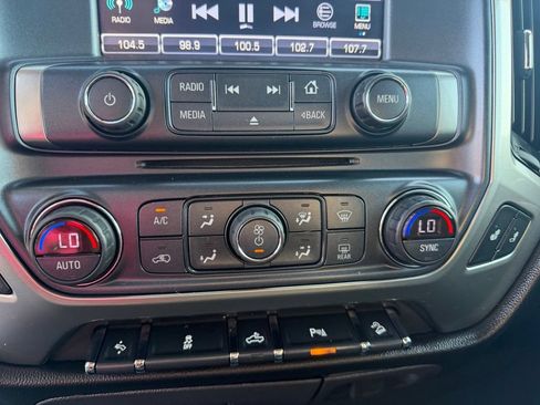 Used 2018 Chevrolet Silverado 1500 LT w/ All Star Edition AWD/4WD image 32