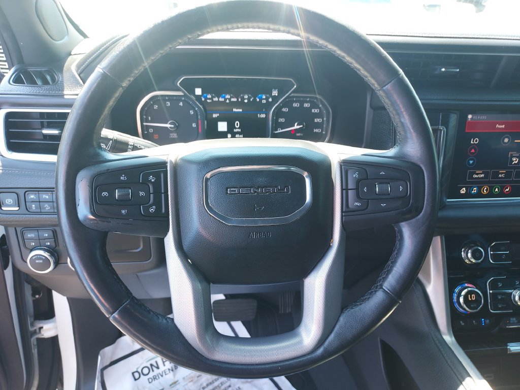 Used 2021 GMC Yukon XL Denali AWD/4WD image 17