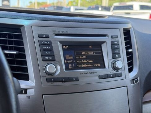 Used 2013 Subaru Outback 2.5i Limited w/ Moonroof Pkg image 26