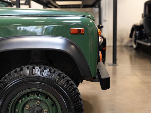 Used 1997 Land Rover Defender 90 image 33