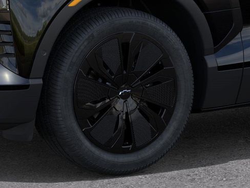 New 2025 Chevrolet Blazer EV LT image 9
