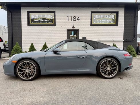 Used 2017 Porsche 911 Carrera image 4